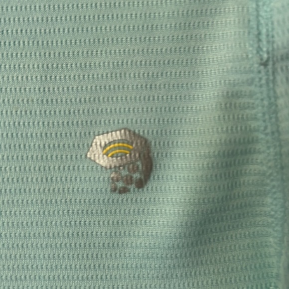 Mountain Hardwear wicking short sleeve top - Picture 3 of 6